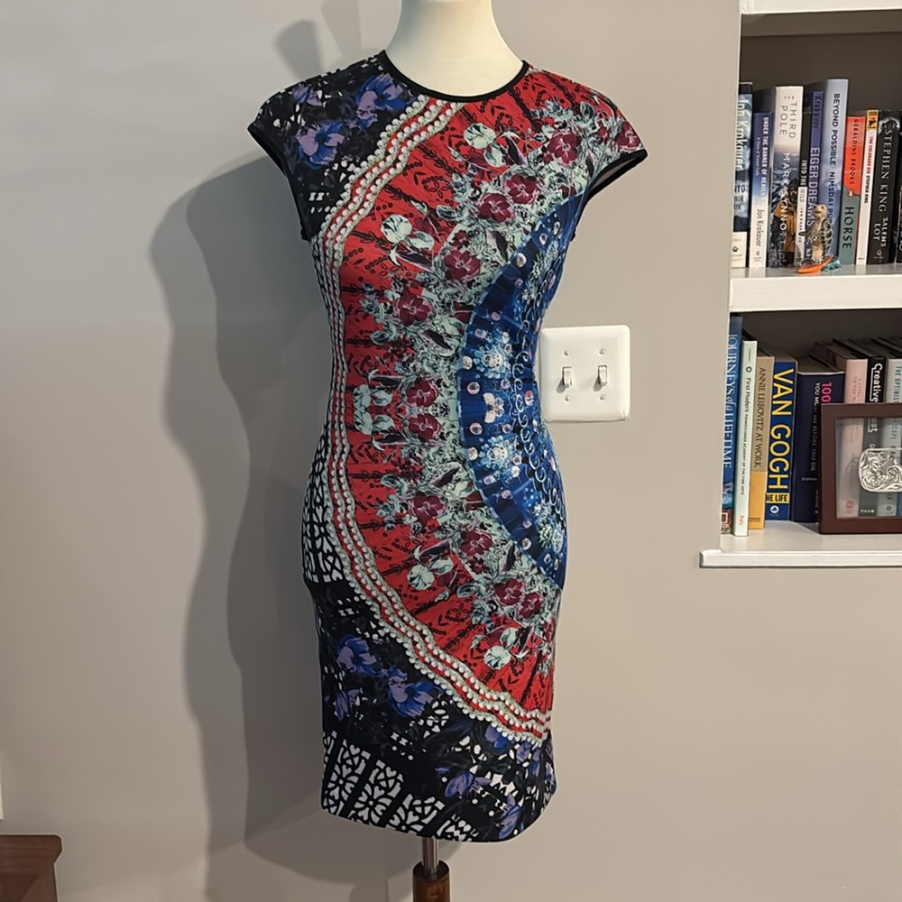 Women's Spanish Fan Dress Neoprene - Picture 4 of 5